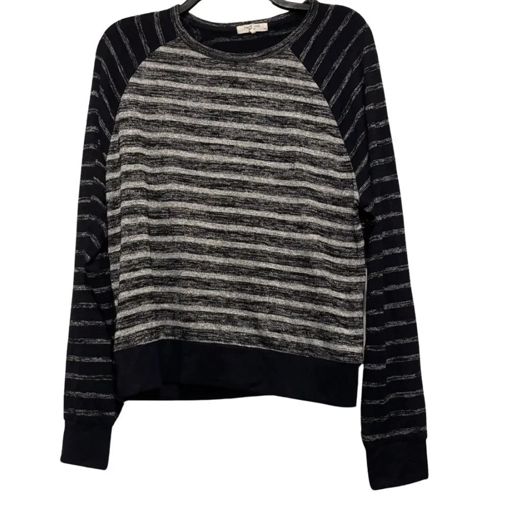 Rag & Bone The Knit Striped Pullover in Heather Stripe - Picture 4 of 11